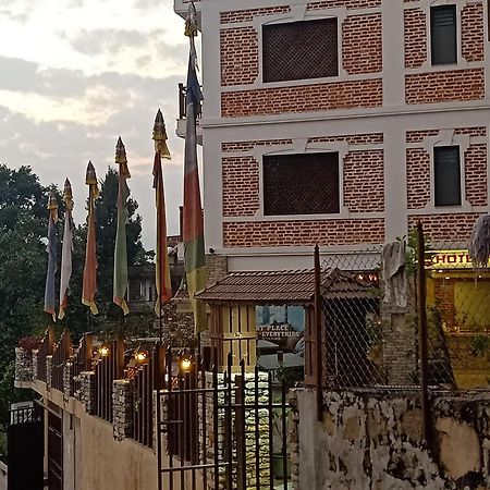 Hotel Kings Pokhara Dış mekan fotoğraf