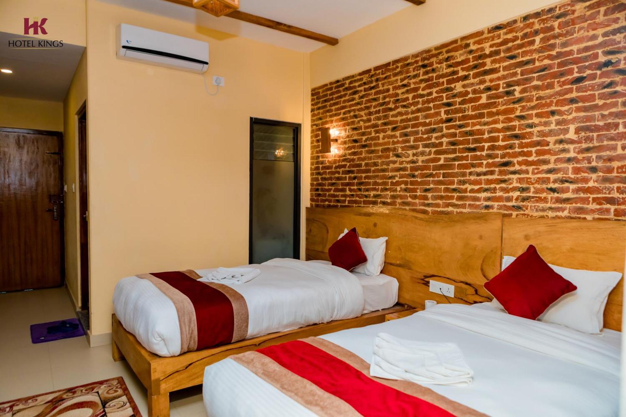 Hotel Kings Pokhara Dış mekan fotoğraf