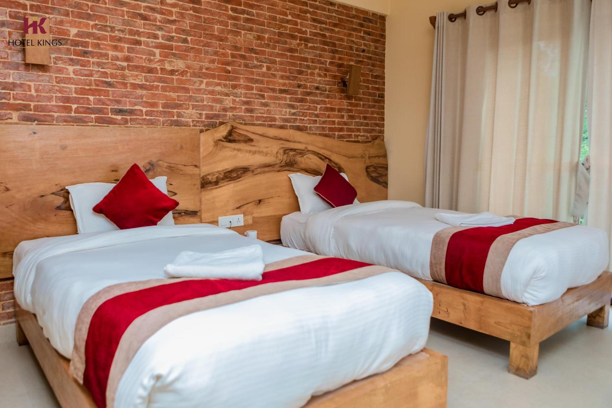 Hotel Kings Pokhara Dış mekan fotoğraf
